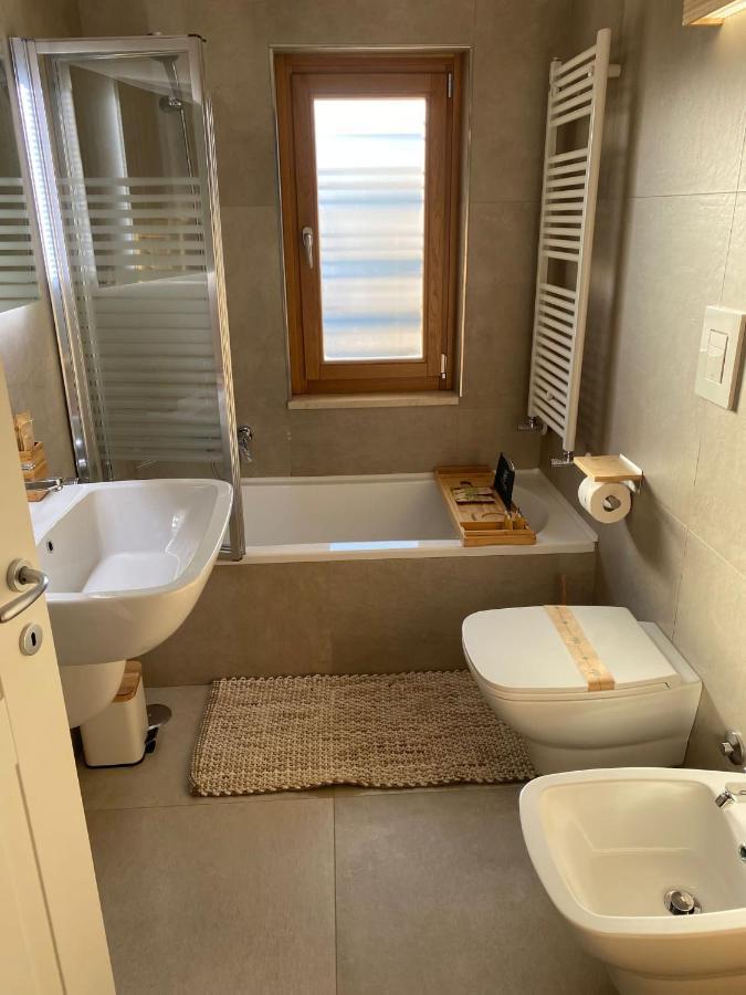 Apulia Casa E Cucina Bed and Breakfast Trani Eksteriør billede